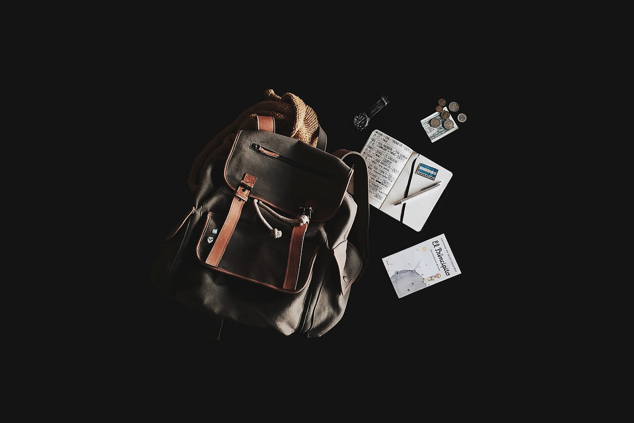 backpack-1839705_1280